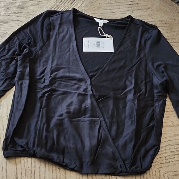 Black Long sleeve v neck top size M Splendid NWT - Picture 5 of 9